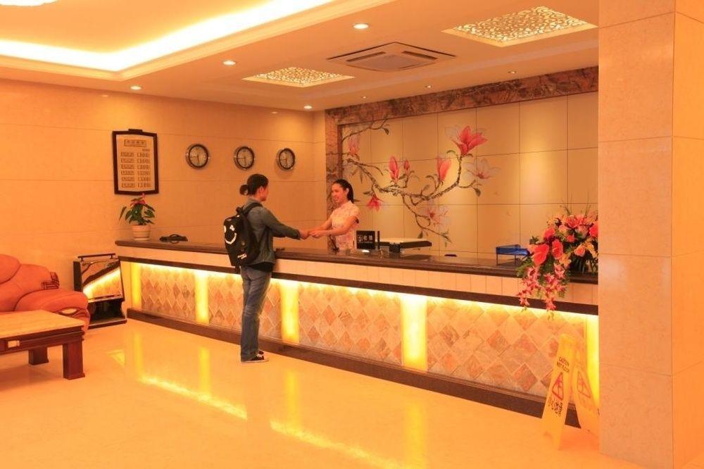 Yangshuo Hua Xiang Man Ting West Street Hotel Extérieur photo