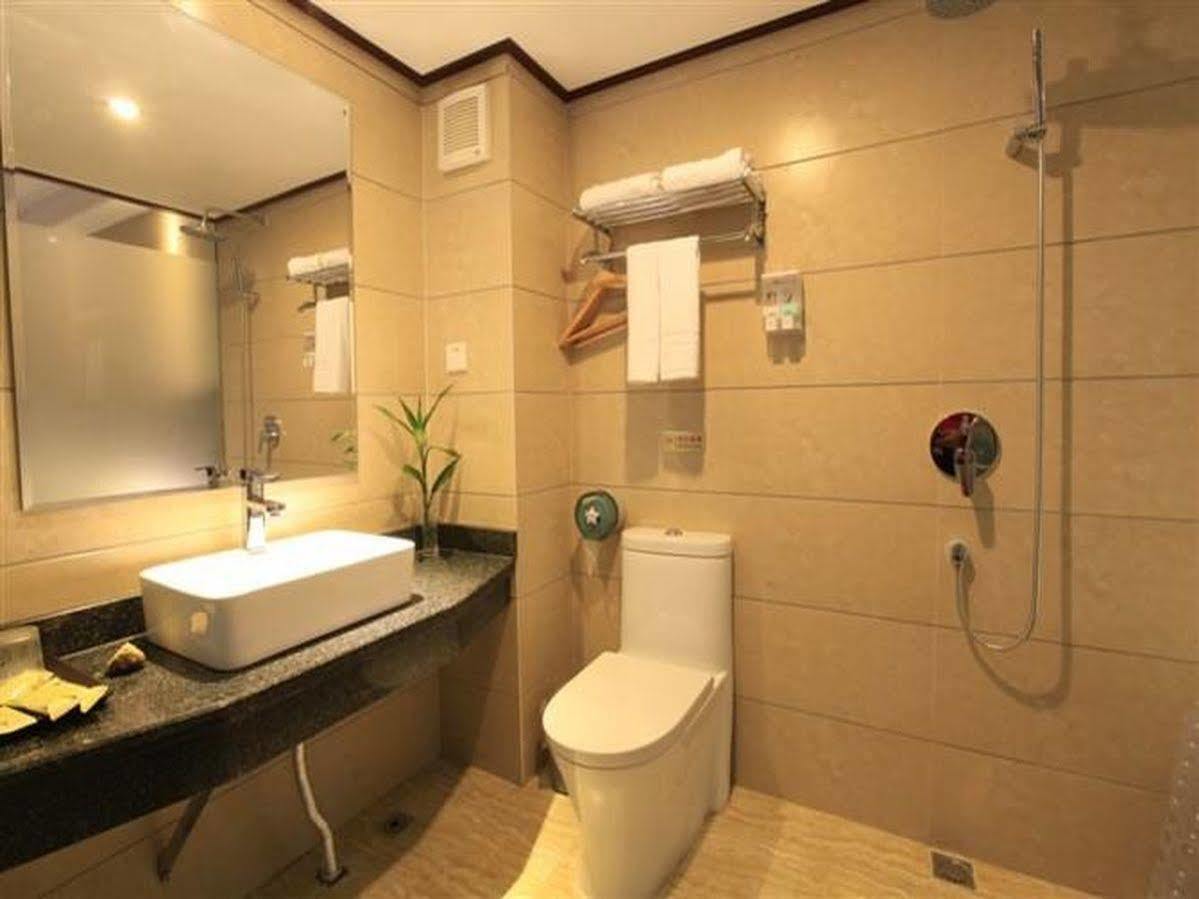 Yangshuo Hua Xiang Man Ting West Street Hotel Extérieur photo